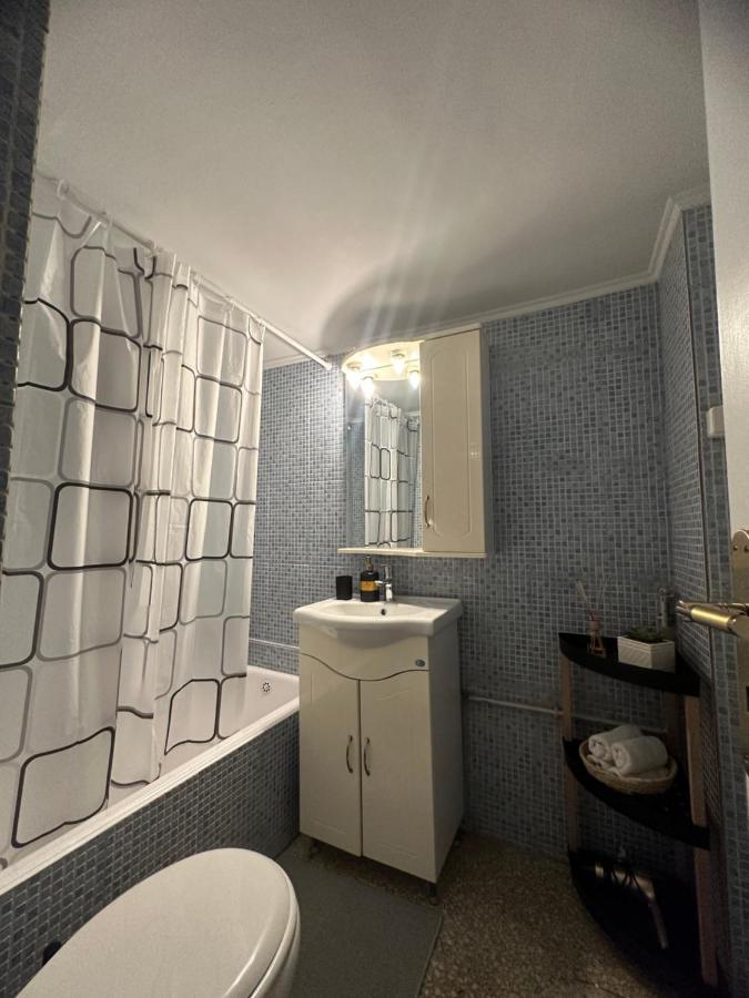Modern & Minimal Athens Apartment Buitenkant foto